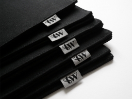 Treasure Will Corporate Identity漂亮企业黑色超酷宣传册