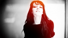 A girl called Inès一个女孩叫伊内斯