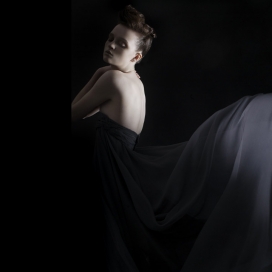 比利时2010最新秋冬时装发布人像摄影