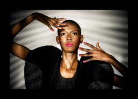 欧美Fashiongraphismo黑人女性演绎时尚