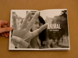 欧美World Gesture Guide世界手势指南宣传册设计