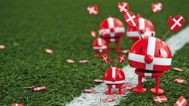 Hoptimist - Identity可爱弹簧木偶制作过程摄影