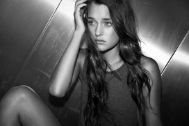 荷兰Kate Harrison凯特哈里森户外摄影-寂寞的单身