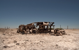 波兰AMERICALAND II荒岛摄影