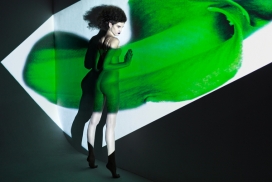 欧美Broken Flowers色块搭配人像