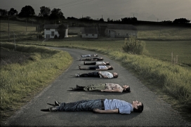 欧美teenage人群组合马路艺术