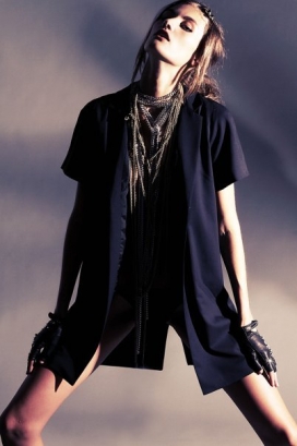 意大利capsular collection ss 2010时尚时装摄影