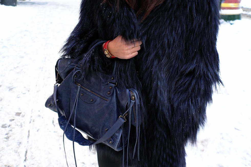 欧洲2011街头流行时-女性服饰包包搭配摄影---酷图编号23