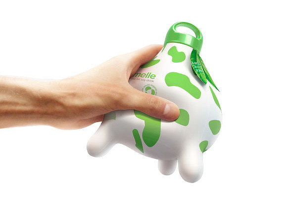 俄罗斯品牌KIAN斑点绿牛奶包装---酷图编号3