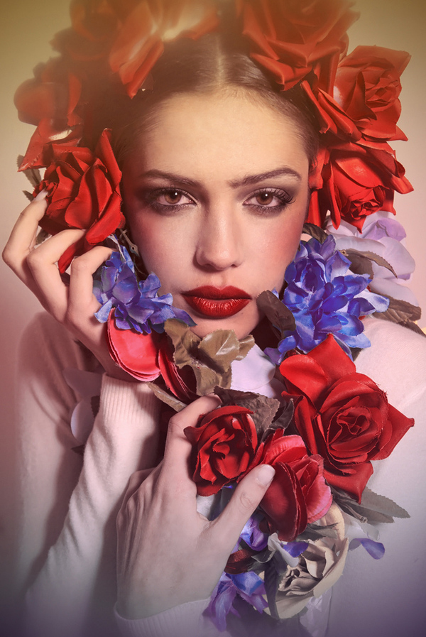 Madonna vestida de flores visita el infierno人像---酷图编号2