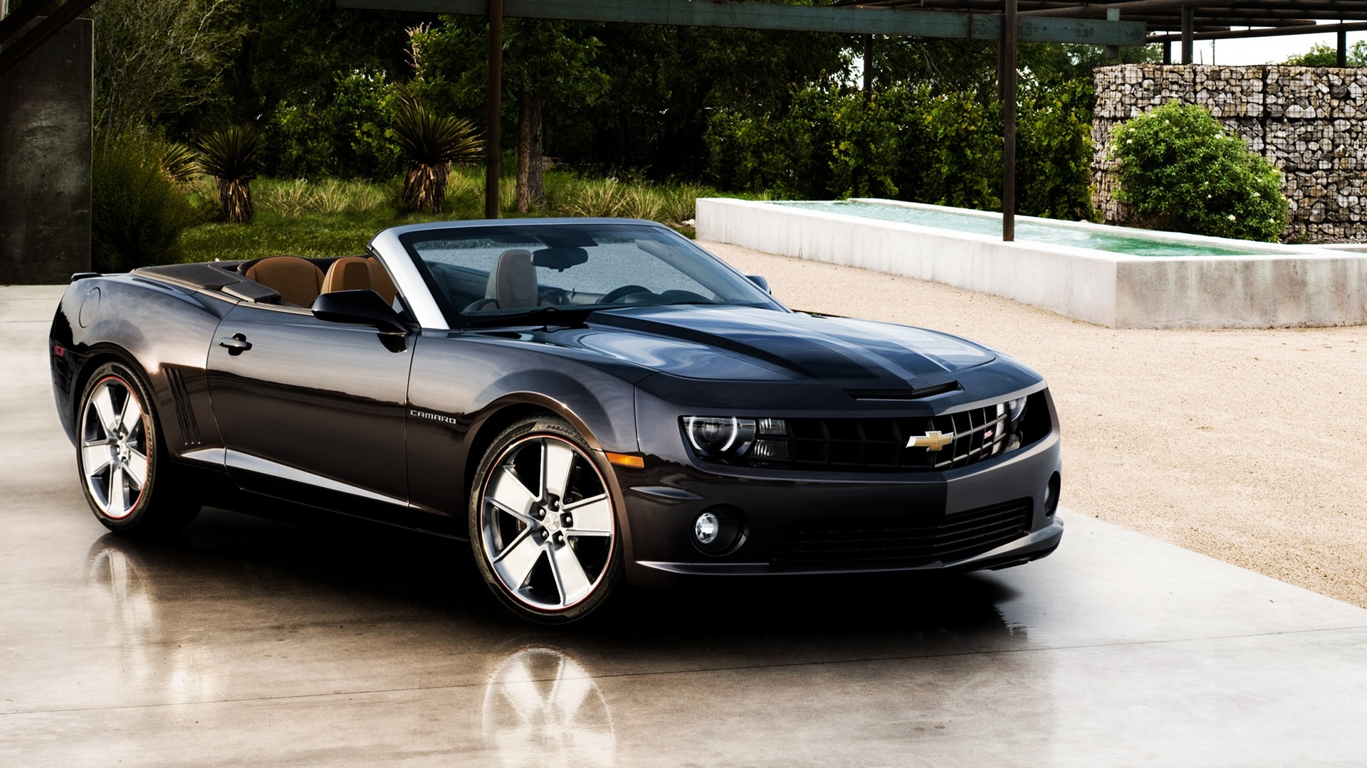 高清晰豪华汽车桌面壁纸欣赏---酷图编号9