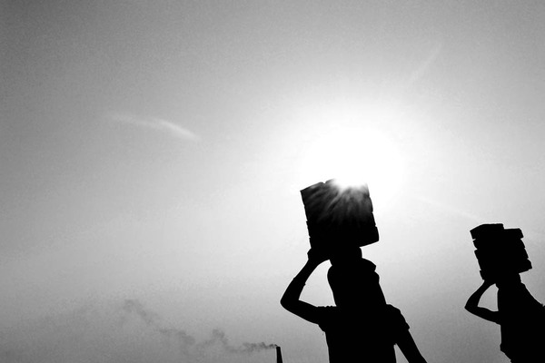 印度建筑工人-WORKERS IN INDIA 人物黑白肖像---酷图编号21