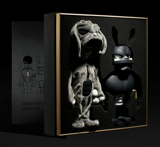 Coarse False Friends Blackout卡通黑色软件包图片