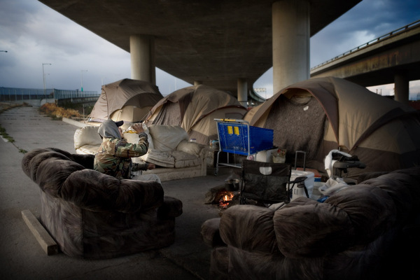 国外Tent City受灾群人像摄影-帐篷城---酷图编号12