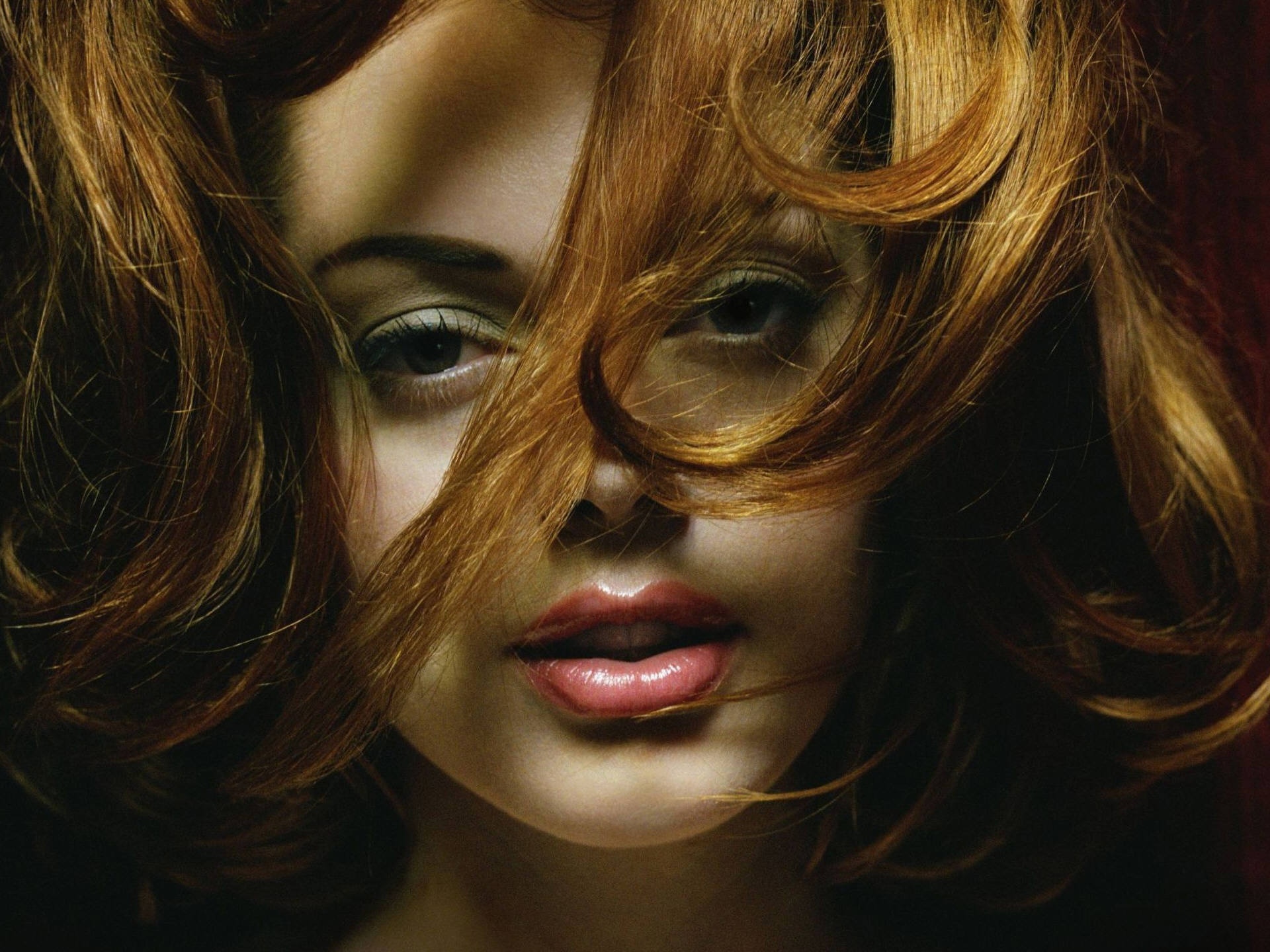 国外高清晰女人近距离摄影欣赏图片