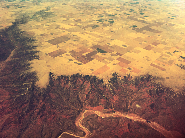 美国iPhone 4手机航拍Terrain地形---酷图编号10