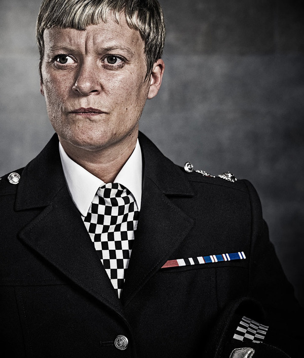 伦敦摄影师Vue Represents作品-After the Riot后骚乱---酷图编号1