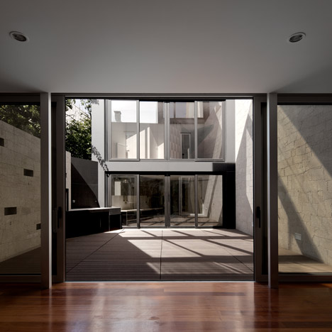 葡萄牙建筑师-灰色房子---酷图编号13