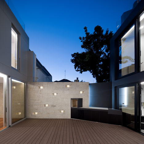 葡萄牙建筑师-灰色房子---酷图编号6