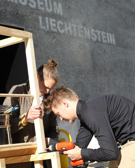 奥地利移动厨房桌子餐车封面大图