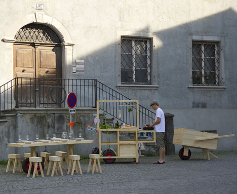 奥地利移动厨房桌子餐车---酷图编号953399