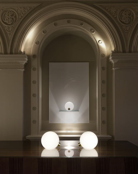 伦敦设计节2011-英国设计师Mark Holmes白炽灯泡---酷图编号1