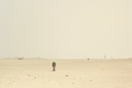 欧美Somewhere in the Middle of Nowhere在远处