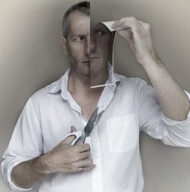 美国Pierre Beteille极具超创意自拍肖像结合PS人性