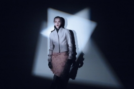 意大利Grey mag女人摄影-灯光下的美丽