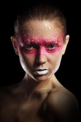 加拿大Vivid时尚喷绘彩妆摄影欣赏