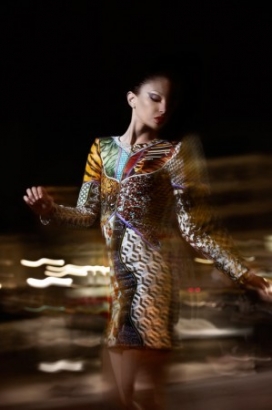 Qadesh眩光美女人像