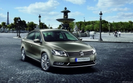 2011高清晰豪华轿车壁纸欣赏