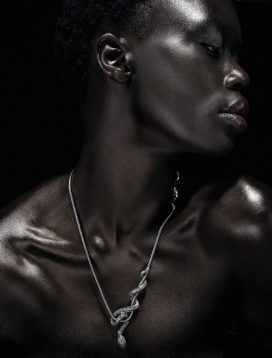 国外华丽彩妆人像首饰摄影