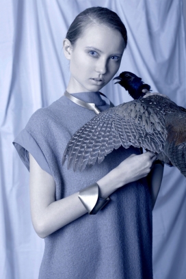 国外 Untitled (The White Nights)时装人像欣赏