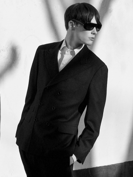 法国Ioannis Cholidis时尚黑白男人摄影图