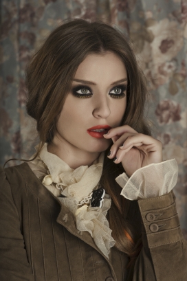 葡萄牙BOHO CHIC!复古美女人像摄影作品