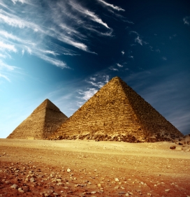 高清晰埃及金字塔摄影图