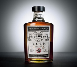 乌克兰Francuz白兰地酒包装设计