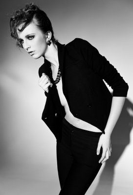 意大利Noir et Blanc时尚女人摄影-黑与白