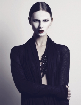 BLACK SWAN时尚欧美女人-黑