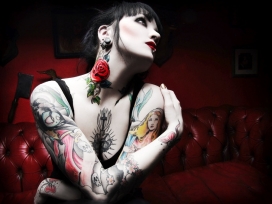 意大利浓妆艳抹-惊艳纹身人像