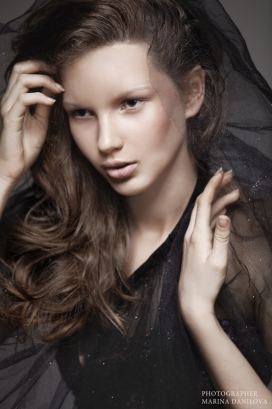 欧美Anna女孩人像时尚摄影欣赏
