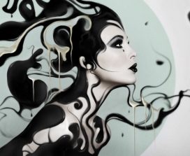 Esprit Noir曲线花纹艺术女人