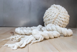 纺织品设计师和艺术家的达纳-麻绳