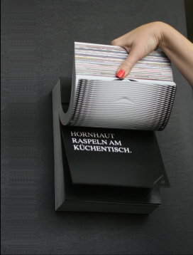 德国Scheiss drauf挂历品牌设计