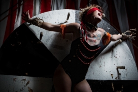 加拿大马戏团的地狱人像