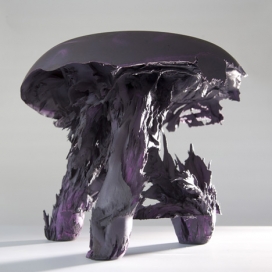 Jólan设计师-磁铁形的凳子