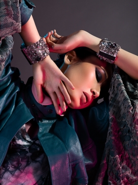 2011时尚个性造型女性人像摄影-Dinara