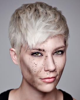 德国时尚清晰人像摄影-有点脏....