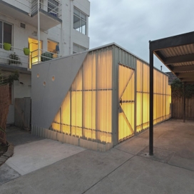 澳大利亚建筑师Edwards Moore-发光的艺术工作室